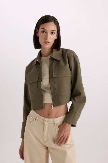 Zippered Double Pocket Gabardine Crop Shirt Jacket