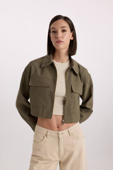Zippered Double Pocket Gabardine Crop Shirt Jacket