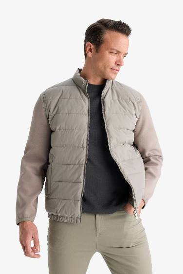 Slim Fit High Neck Zippered Puffer Jacket