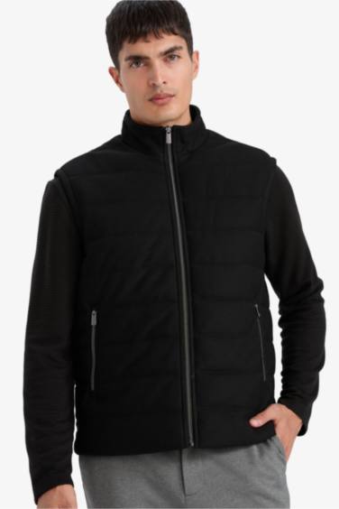 Slim Fit Dar Kesim Dik Yaka Astarlı Fermuarlı Cepli Mevsimlik Baharlık Yelek