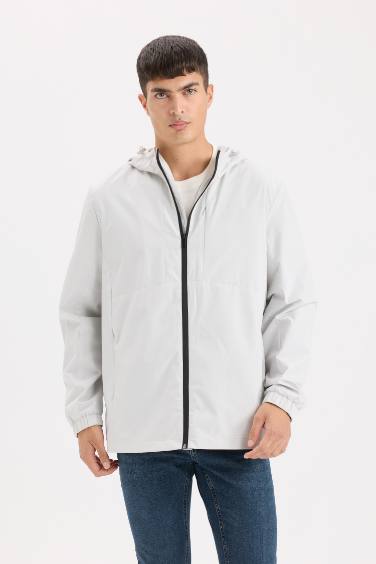 Sweat à capuche avec doublure en coton et fermeture zip