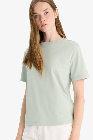 Woman Short Sleeve T-Shirt