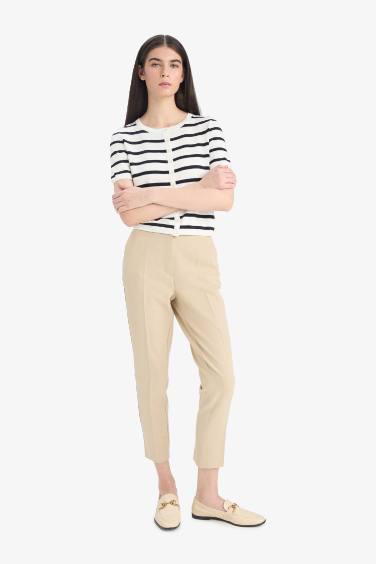 Pantalon droit taille haute à poches