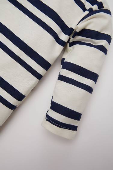 تيشيرت أولاد كم طويل مخطط قصة عادية برقبة مستديرة