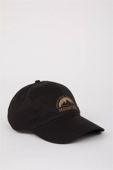 Man Embroidered Cotton Cap