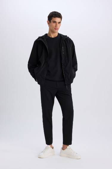 Su İtici Regular Fit Kapüşonlu Fermuarlı Cepli Mevsimlik Baharlık Yağmurluk Mont