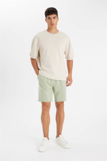 شورت قصة عادية