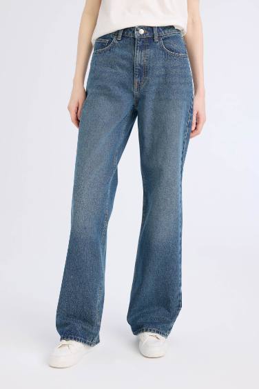 Straight Fit High Waist Wide Leg Jeans