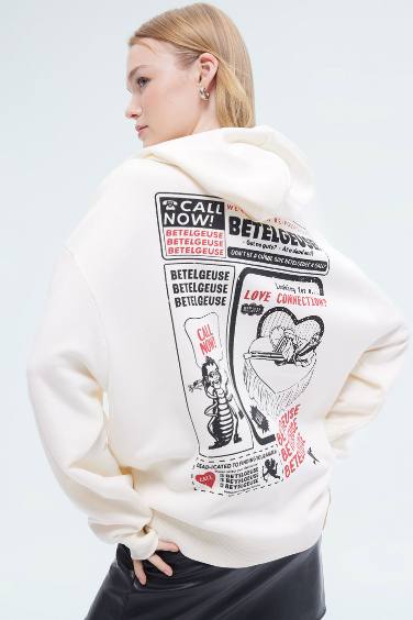 Beetlejuice Oversize Fit Hooded Printed Thick Sweatshirt