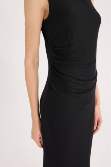 Bodycon Vücudu Saran Yuvarlak Yaka Basic Düz Tül Kolsuz Midi Abiye Elbise