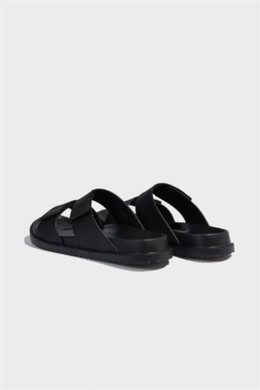 شبشب رجالي بكعب مسنن بشريط مزدوج