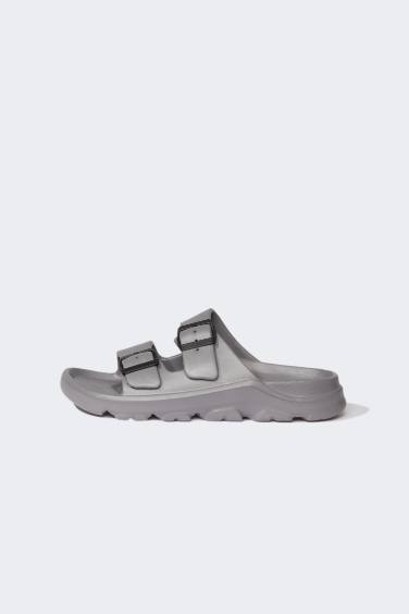 شبشب رجالي إيفا رمادي بكعب مسطح