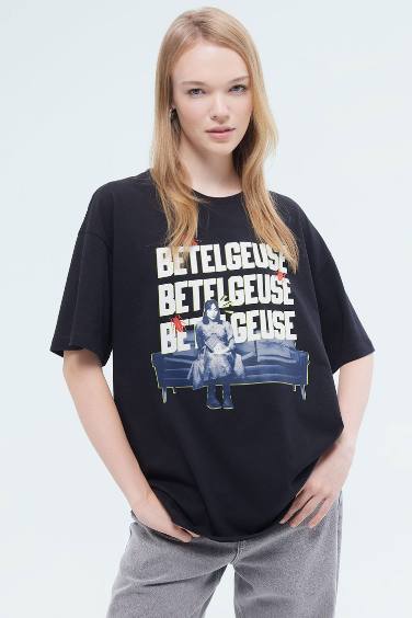 Beetlejuice Oversize Fit Crew Neck Printed T-Shirt