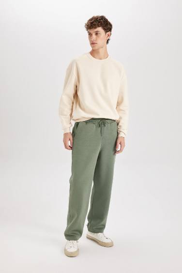 Штаны свободного кроя из плотной ткани