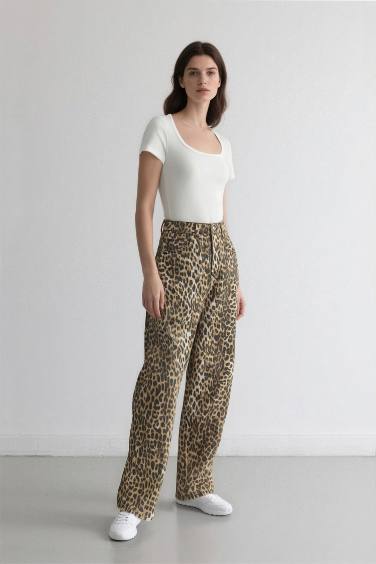 Baggy Fit Leopar Desenli Yüksek Bel Standart Boy Gabardin Pantolon