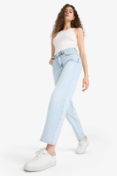 بنطلون جينز كومفرت بخصر عالي