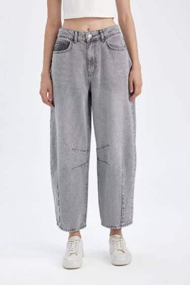 Baggy Fit High Waist Long Washed Jeans