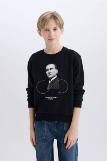 Erkek Çocuk 29 Ekim Cumhuriyet Bayramı Bisiklet Yaka Atatürk Baskılı Sweatshirt