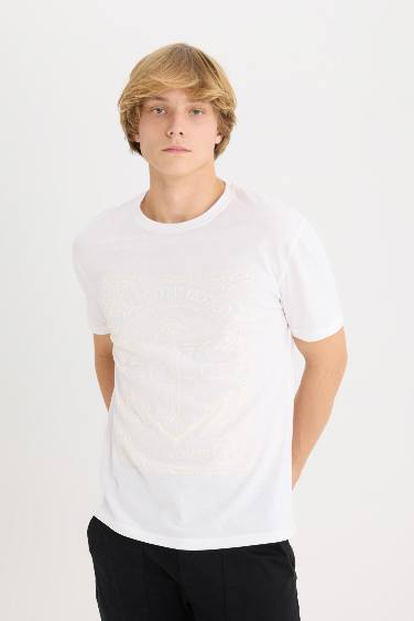 Футболка с коротким рукавом, прямого кроя, с принтом и круглым вырезом