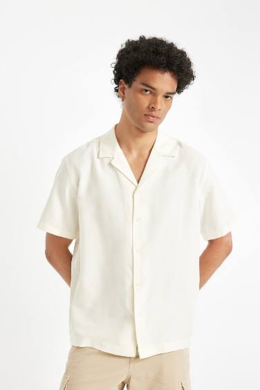 Regular Fit Resort Collar Short Sleeve Shirt