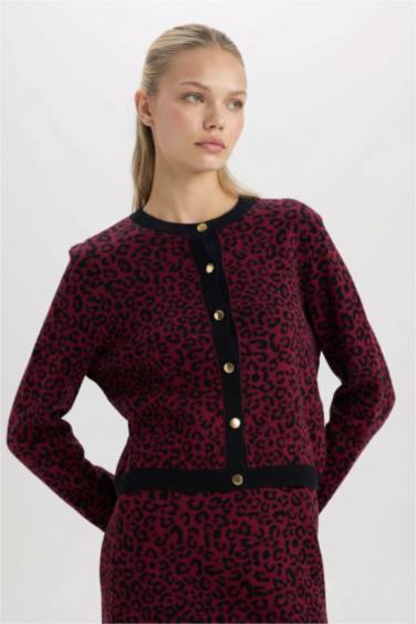 Regular Fit Crew Neck Buttoned Knitwear Leopard Cardigan