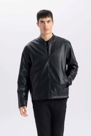 جاكيت جلد صناعي سليم فيت بياقة عالية وتر بروف