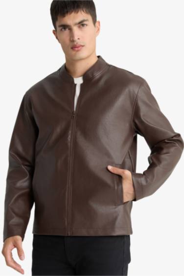 جاكيت جلد صناعي وتر بروف سليم فيت بياقة عالية