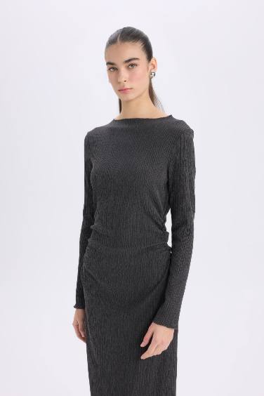 тығыз көйлек жартылай мойынжейде ұзын жеңді Ұзын жеңді трикотаж көйлек