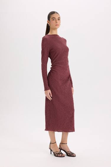 Bodycon Vücudu Saran Yarım Balıkçı Yaka Basic Düz Bürümcük Uzun Kollu Midi Bordo Elbise