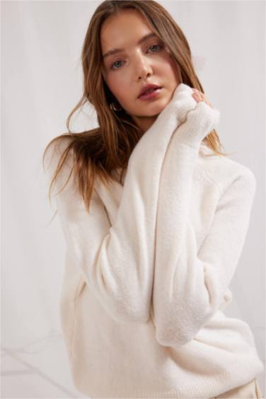 Regular Fit Bisiklet Yaka Basic Düz Soft Touch Yumuşak Triko Kazak