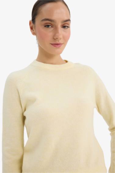 Свитер Regular Fit с круглым вырезом