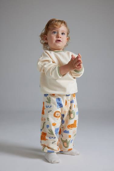 Boy Safari Printed Sweatshirt Sweatpants 2 Piece Set