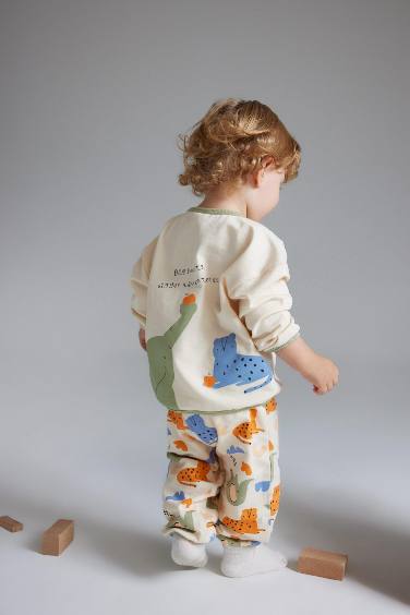 Boy Safari Printed Sweatshirt Sweatpants 2 Piece Set