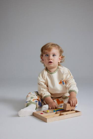 Boy Safari Printed Sweatshirt Sweatpants 2 Piece Set