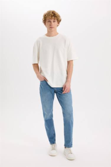 Slim Tapered Fit Dar Kalıp Normal Bel Daralan Paça Jean Pantolon