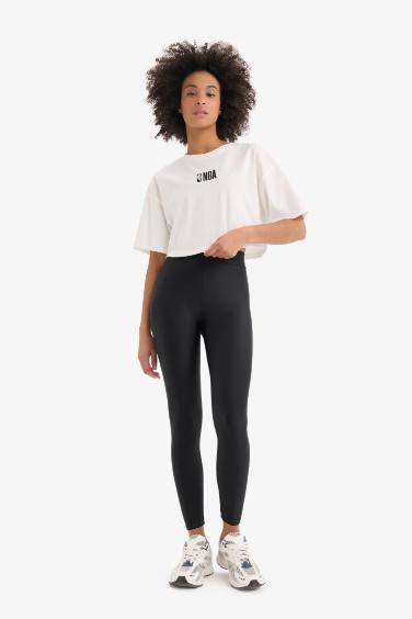 تيشيرت نص كم اوفر سايز برقبة مستديرة من DeFactoFit NBA Wordmark