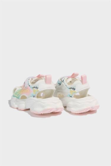 Сандалии для девочки на плоской подошве из искусственной кожи