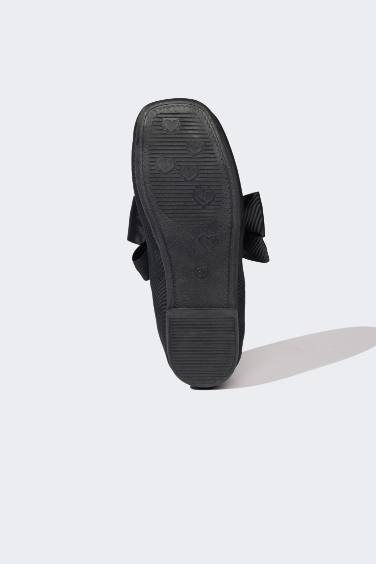 Қыздарға жалпақ табан бабет