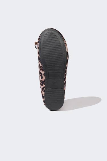 Қыздарға жалпақ табан бабет