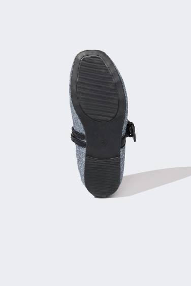 Ballerines en similicuir à semelle plate pour fille