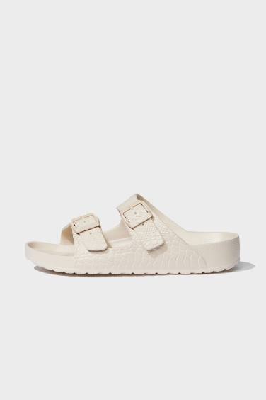 شبشب حريمي إيفا بكعب مسطح بشريط مزدوج