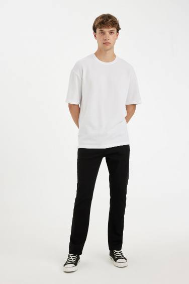 Jean à coupe droite à taille normale