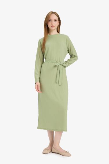 Regular Fit Crew Neck Dress