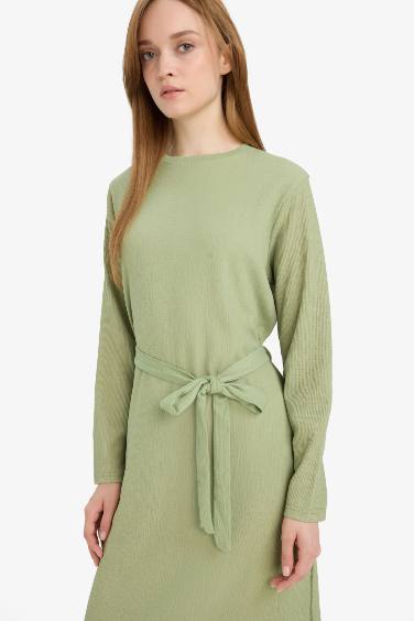 Regular Fit Crew Neck Dress