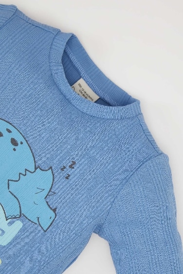 طقم بيجاما بيبي اولادي مضلع قصة عادية بطبعة ديناصور - قطعتين