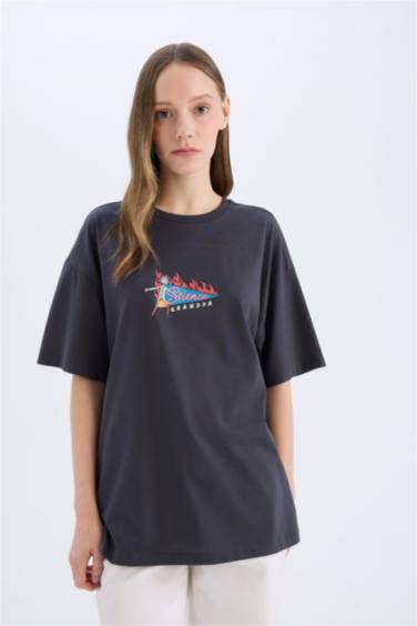 تيشيرت نص ردن اوفر سايز بياخة مستديرة من ريك ومورتي