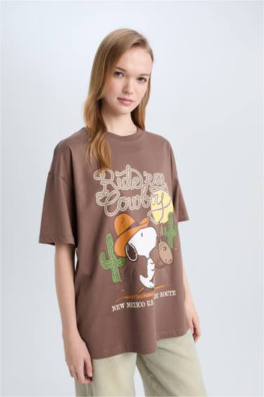 تيشيرت نص ردن اوفر سايز بياخة مستديرة من سنوبي