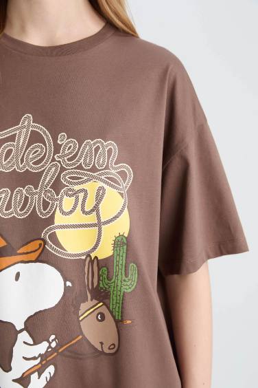 تيشيرت نص ردن اوفر سايز بياخة مستديرة من سنوبي