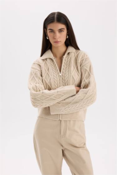 Кардиган стандартного кроя с воротником поло