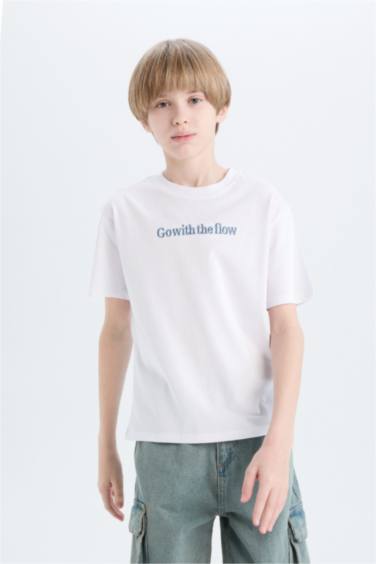 تيشيرت أولاد نص كم مطرز قصة عادية برقبة مستديرة